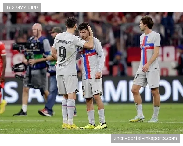 巴萨赛前最后一练全员参加，包括此前有伤情的佩德里